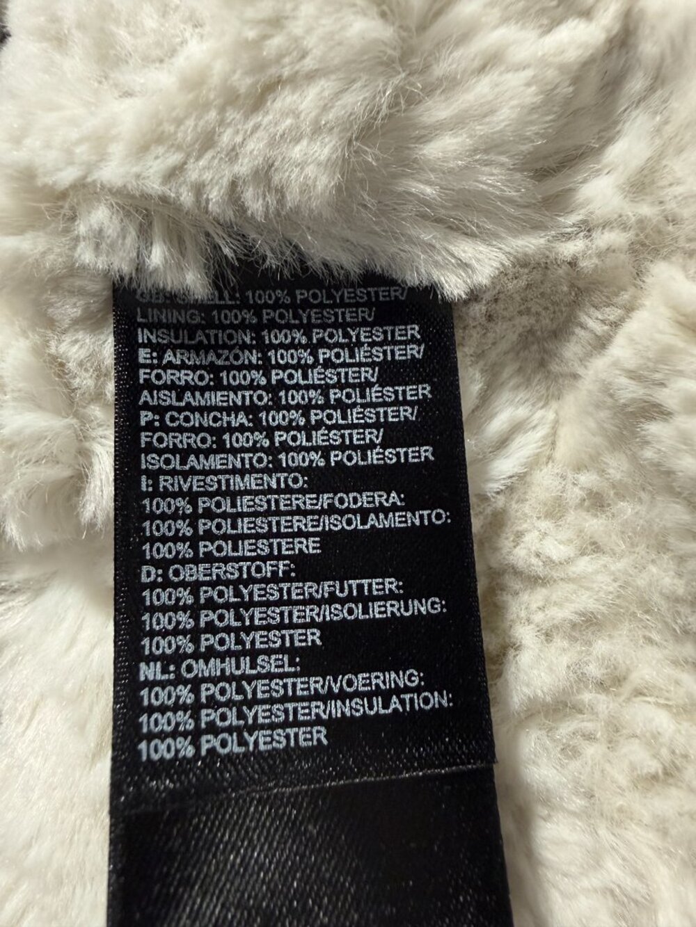 The North Face White Sherpa Lined Puffer Vest | M - Picture 7 of 8